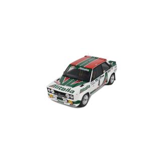 FIAT 131 ABARTH WHITE M.ALEN RALLYE PORTUGAL 1978 #4 Markku Alén OttO mobile 1:12 Resinemodell (Türen, Motorhaube... nicht zu öffnen!)
